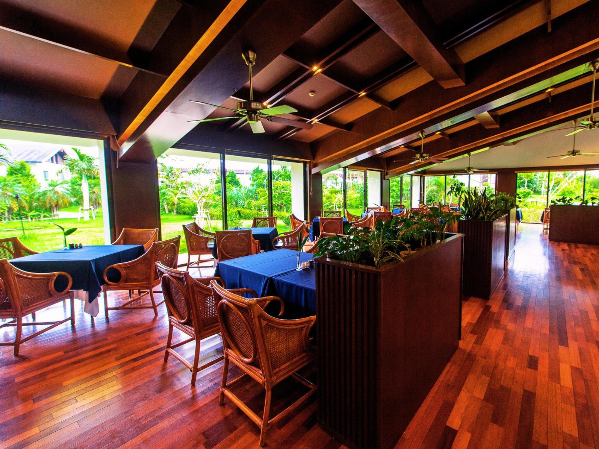 Livemax Amms Canna Resort Villa Ginoza Екстериор снимка